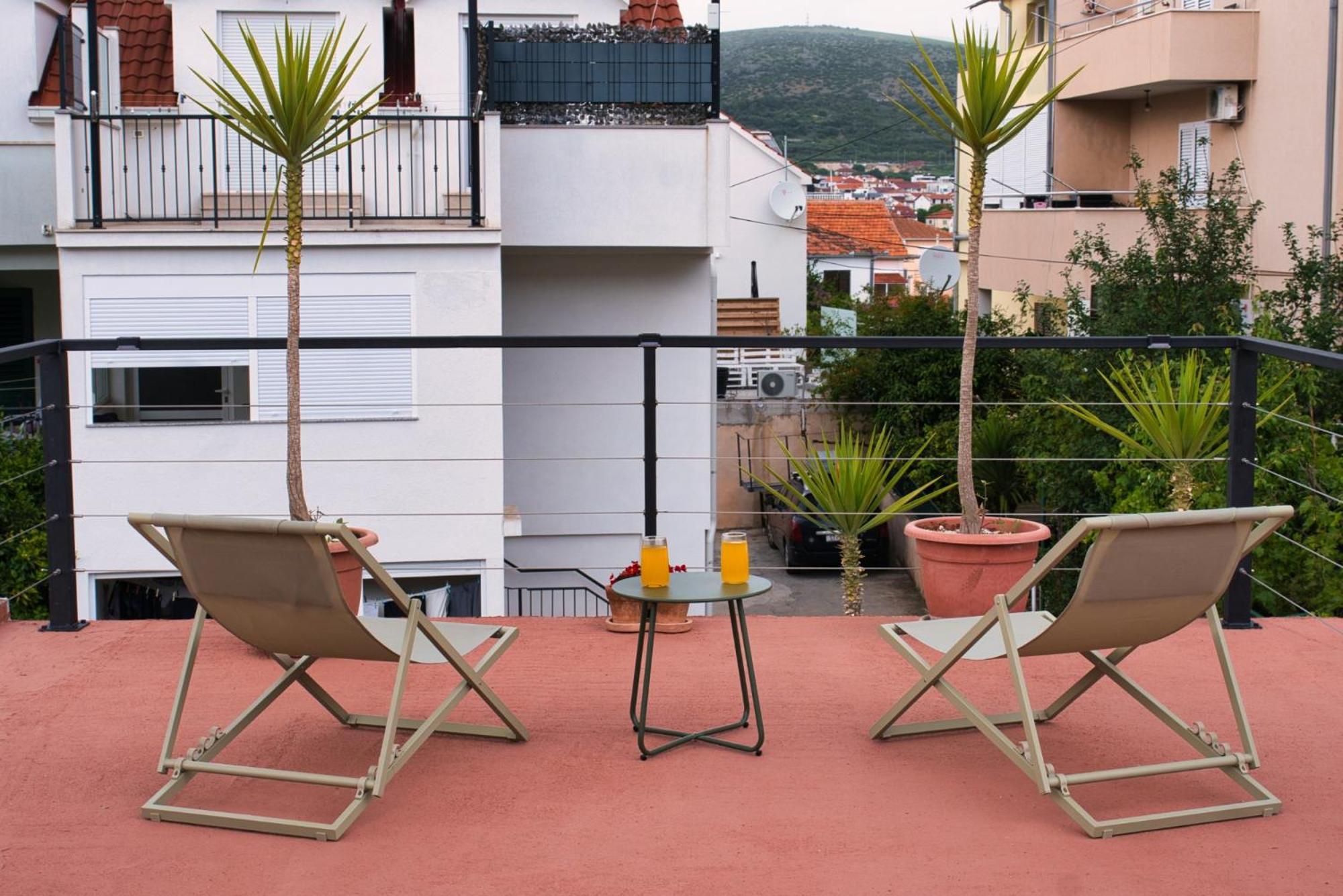Villa Šmuketa in Trogir Haus für 4-5 Personen Exterior foto